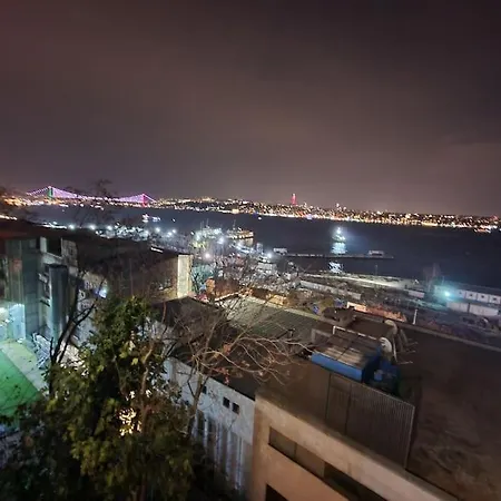 Panoramik Bogaz Manzarali Daire Стамбул